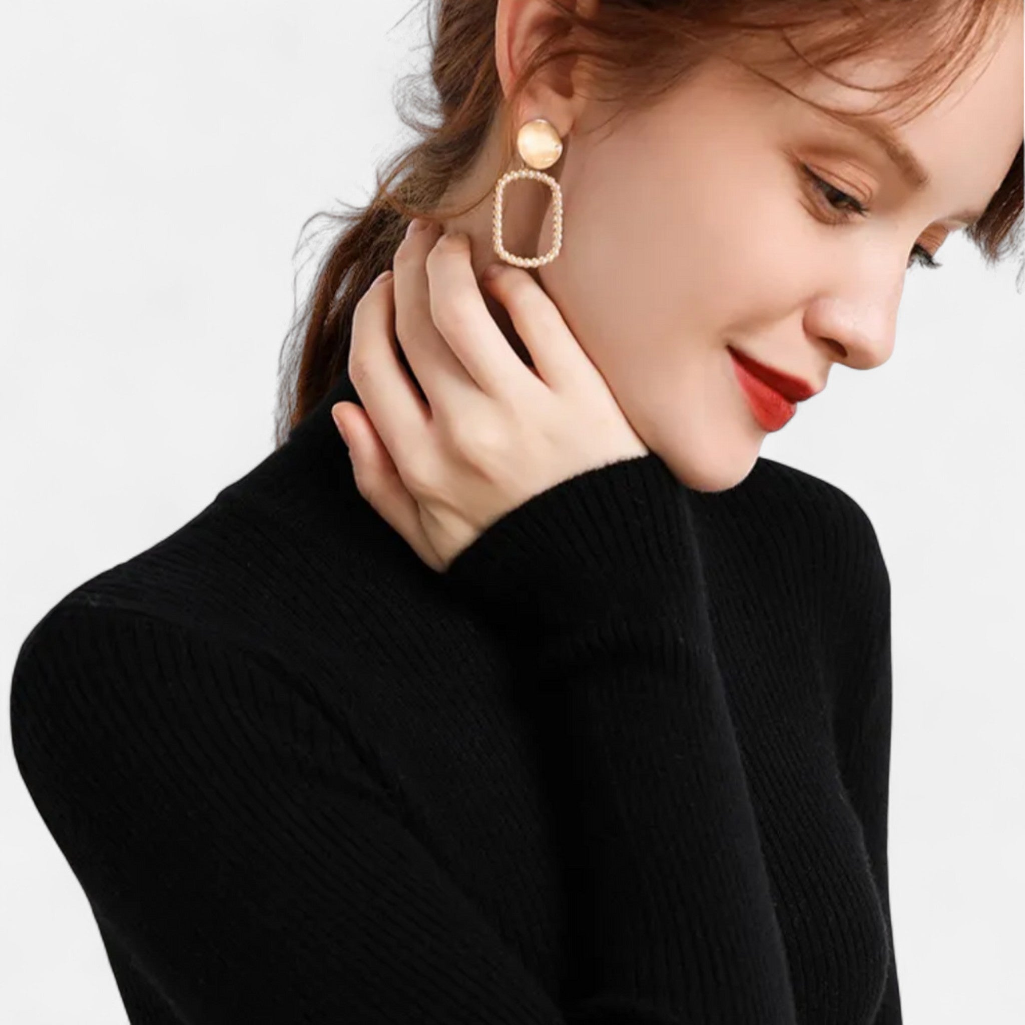 Jersey Cuello Alto Mujer Elegancia Atemporal en Cachemira