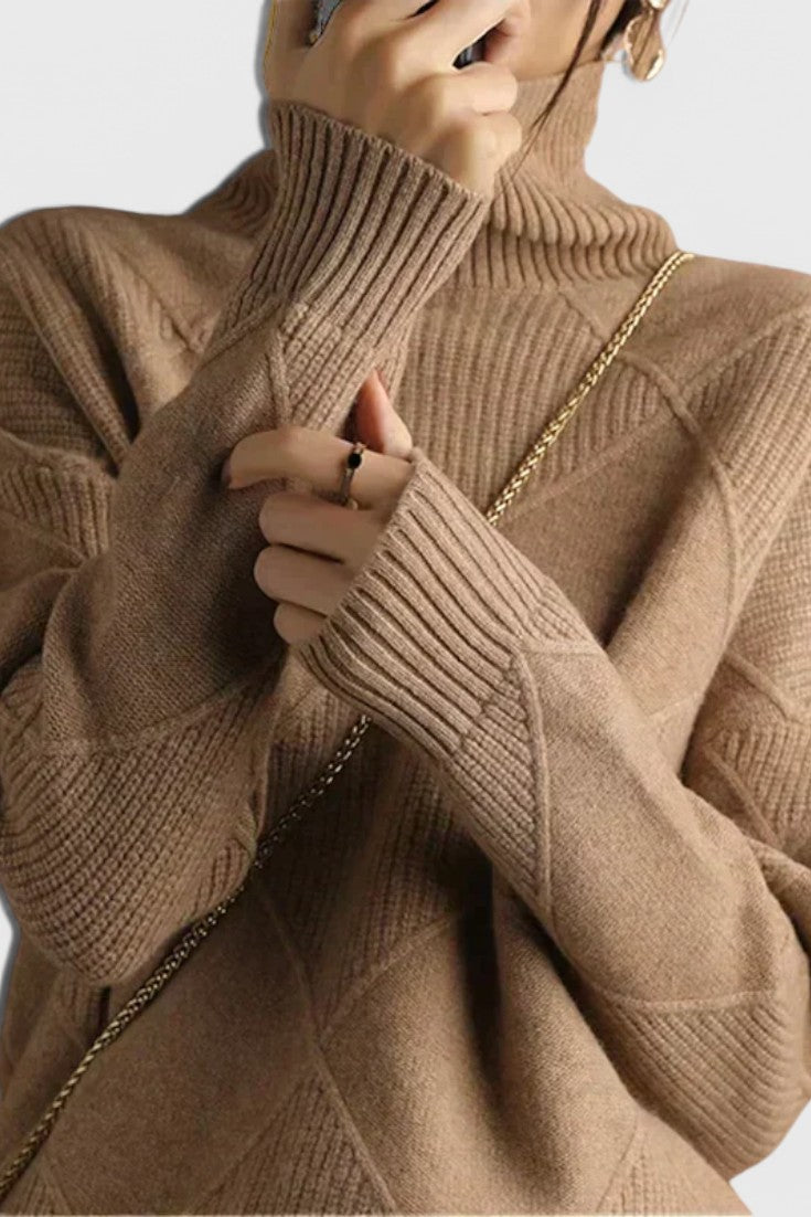 Jersey Cuello Alto Suave Abrazo De Estilo Edición Limitada