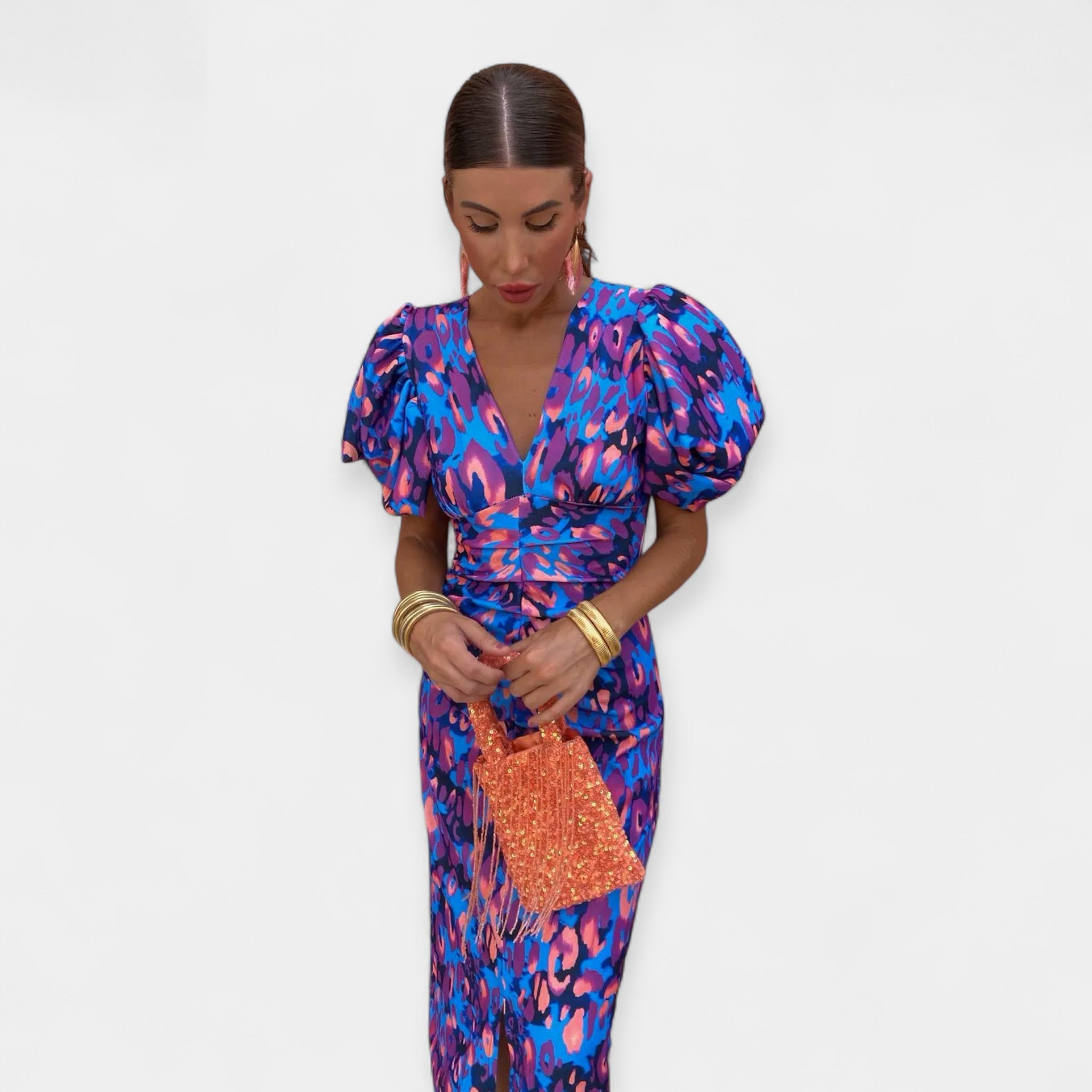 Vestido con Mangas de Volantes