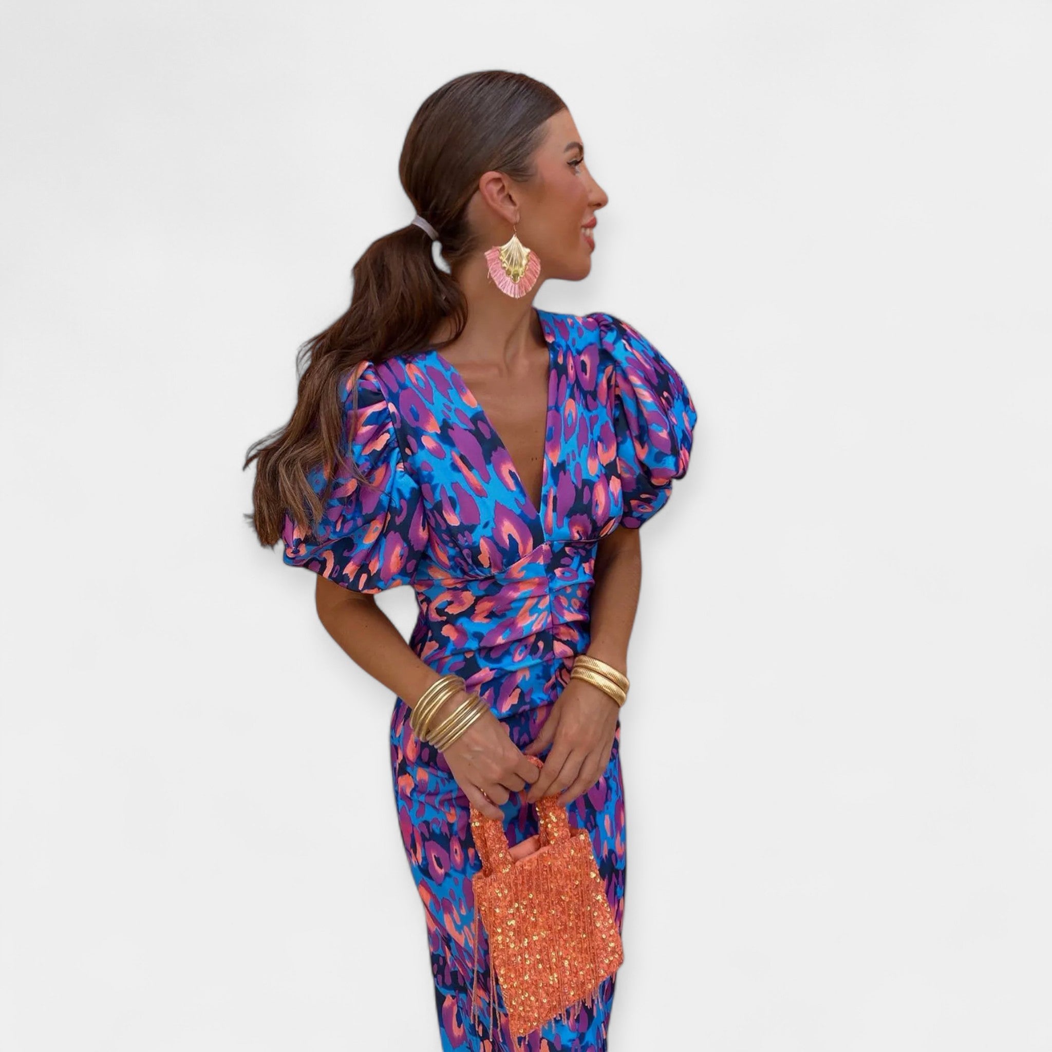 Vestido con Mangas de Volantes