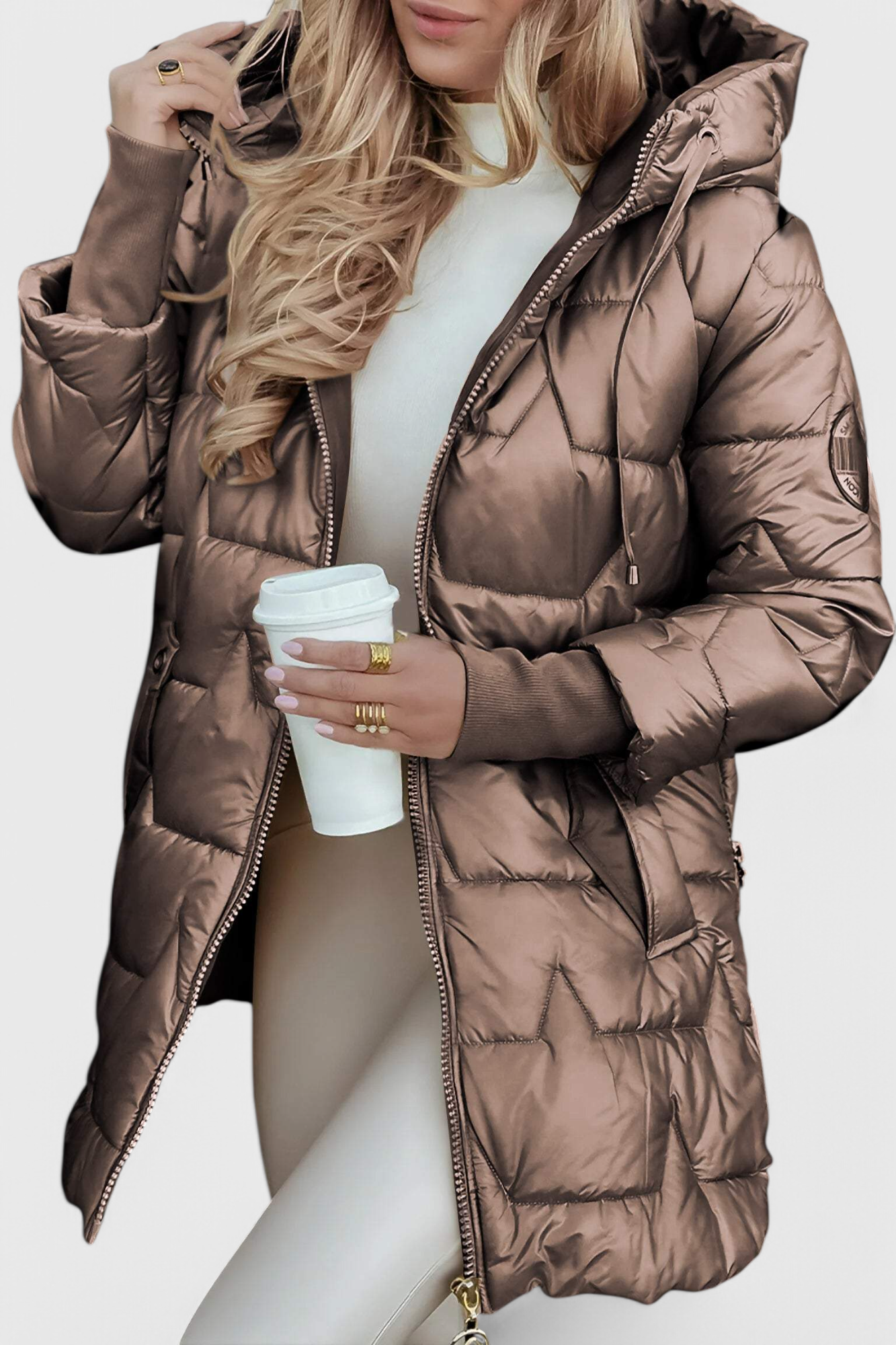 Abrigo Marcella Aislante Acolchado Suave Capucha Brilla